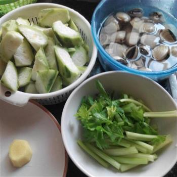 丝瓜滚白贝怎么做，丝瓜滚白贝怎么做好吃，丝瓜滚白贝做法