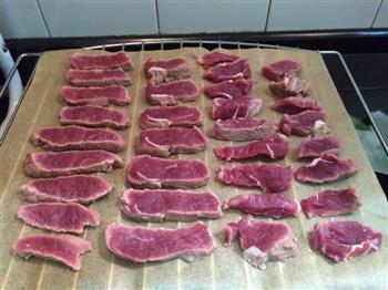 烤箱风干牛肉干怎么做，烤箱风干牛肉干怎么做好吃，烤箱风干牛肉干做法