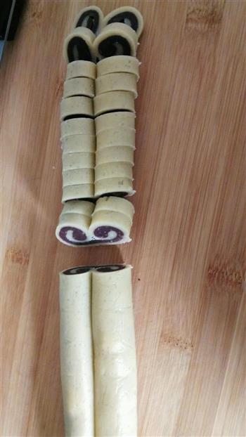 双色小饼干怎么做，双色小饼干怎么做好吃，双色小饼干做法