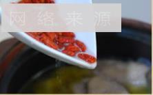 吊鸡汤怎么做，吊鸡汤怎么做好吃，吊鸡汤做法