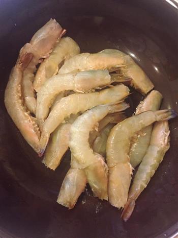 黄油焗大虾拼脆鱿鱼怎么做，黄油焗大虾拼脆鱿鱼怎么做好吃，黄油焗大虾拼脆鱿鱼做法