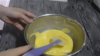 酸奶戚风蛋糕怎么做，酸奶戚风蛋糕怎么做好吃，酸奶戚风蛋糕做法