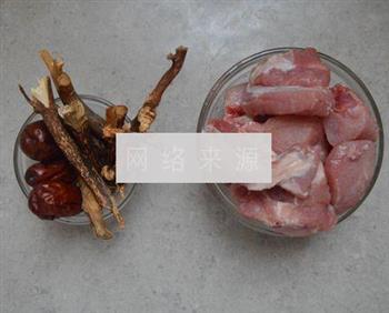五指毛桃排骨汤怎么做，五指毛桃排骨汤怎么做好吃，五指毛桃排骨汤做法