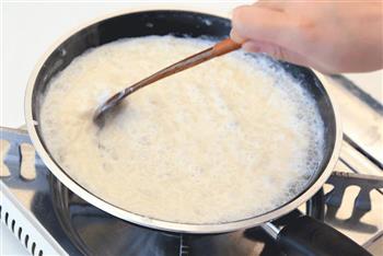 宝宝辅食微课堂  草莓米布丁怎么做，宝宝辅食微课堂  草莓米布丁怎么做好吃，宝宝辅食微课堂  草莓米布丁做法