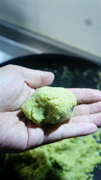 蚕豆可乐饼怎么做，蚕豆可乐饼怎么做好吃，蚕豆可乐饼做法
