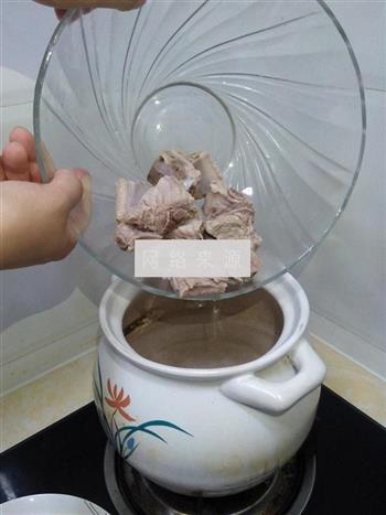 鹿茸排骨炖虫草怎么做，鹿茸排骨炖虫草怎么做好吃，鹿茸排骨炖虫草做法