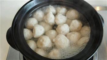 香菜鱼丸汤怎么做，香菜鱼丸汤怎么做好吃，香菜鱼丸汤做法