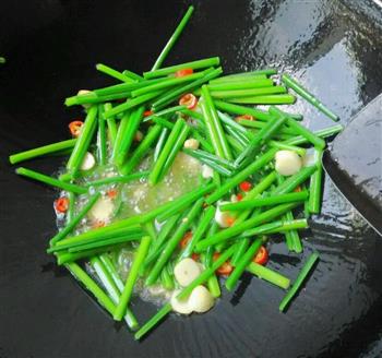韭香花蛤怎么做，韭香花蛤怎么做好吃，韭香花蛤做法