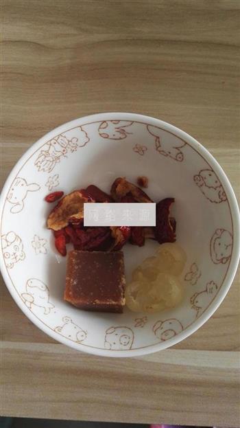 产妇燕窝怎么做，产妇燕窝怎么做好吃，产妇燕窝做法