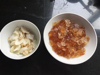 桃胶百合水果捞怎么做，桃胶百合水果捞怎么做好吃，桃胶百合水果捞做法
