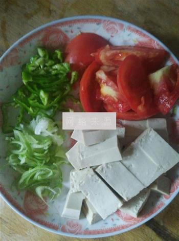 丝瓜粉丝豆腐汤怎么做，丝瓜粉丝豆腐汤怎么做好吃，丝瓜粉丝豆腐汤做法
