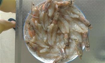 蒜蓉开背虾蒸粉丝怎么做，蒜蓉开背虾蒸粉丝怎么做好吃，蒜蓉开背虾蒸粉丝做法