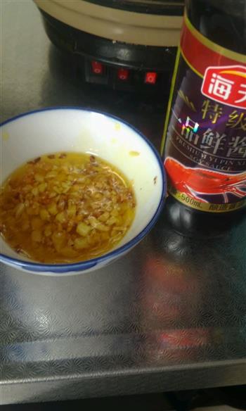 蒜蓉开背虾蒸粉丝怎么做，蒜蓉开背虾蒸粉丝怎么做好吃，蒜蓉开背虾蒸粉丝做法