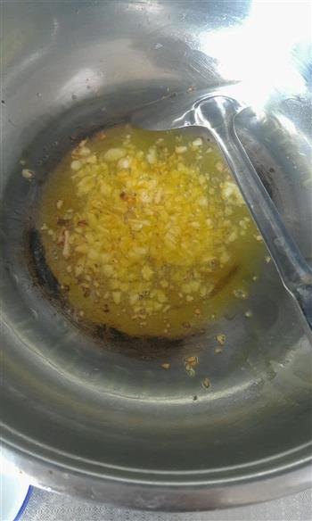 蒜蓉开背虾蒸粉丝怎么做，蒜蓉开背虾蒸粉丝怎么做好吃，蒜蓉开背虾蒸粉丝做法