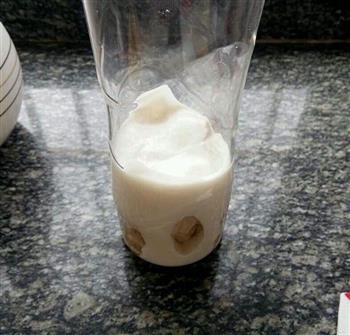 花式香蕉酸奶昔怎么做，花式香蕉酸奶昔怎么做好吃，花式香蕉酸奶昔做法