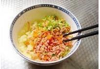 土豆火腿早餐饼怎么做，土豆火腿早餐饼怎么做好吃，土豆火腿早餐饼做法