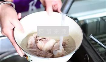 玉米山药排骨汤怎么做，玉米山药排骨汤怎么做好吃，玉米山药排骨汤做法