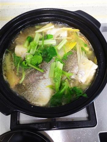 鱼煲怎么做，鱼煲怎么做好吃，鱼煲做法