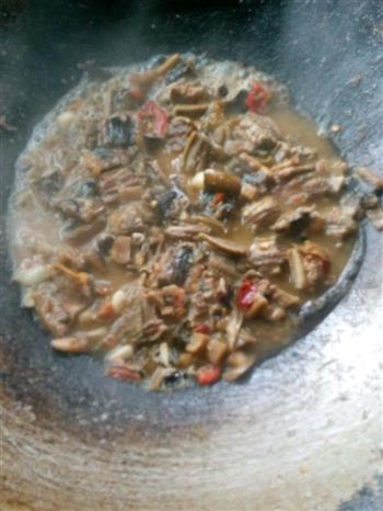黄焖鳝鱼怎么做，黄焖鳝鱼怎么做好吃，黄焖鳝鱼做法