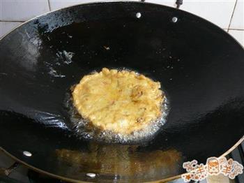 香煎蚝饼怎么做，香煎蚝饼怎么做好吃，香煎蚝饼做法