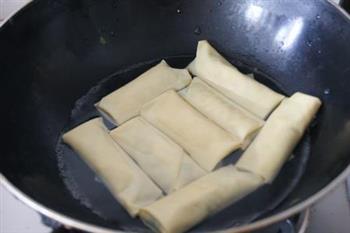 荠菜百叶包怎么做，荠菜百叶包怎么做好吃，荠菜百叶包做法
