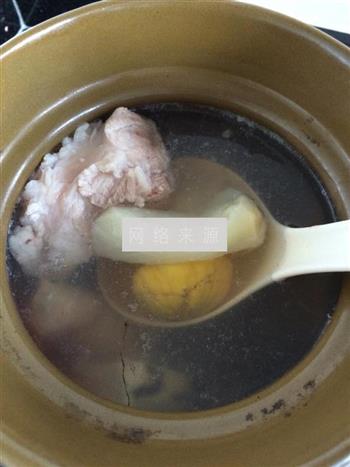 板栗骨头汤怎么做，板栗骨头汤怎么做好吃，板栗骨头汤做法