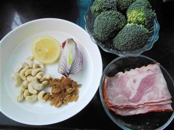 西兰花腰果沙拉怎么做，西兰花腰果沙拉怎么做好吃，西兰花腰果沙拉做法