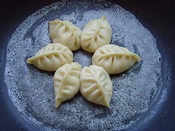 冰花煎饺怎么做，冰花煎饺怎么做好吃，冰花煎饺做法