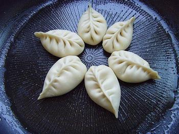 冰花煎饺怎么做，冰花煎饺怎么做好吃，冰花煎饺做法