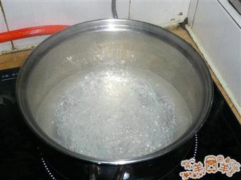 蒸米粉卷生蚝怎么做，蒸米粉卷生蚝怎么做好吃，蒸米粉卷生蚝做法