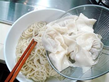 云吞面怎么做，云吞面怎么做好吃，云吞面做法