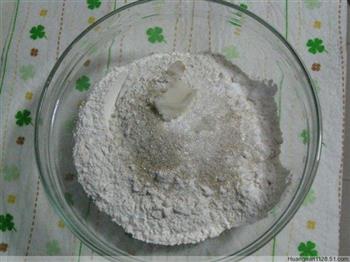 红枣糯米卷怎么做，红枣糯米卷怎么做好吃，红枣糯米卷做法