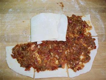 黄金酥皮辣肉饼怎么做，黄金酥皮辣肉饼怎么做好吃，黄金酥皮辣肉饼做法