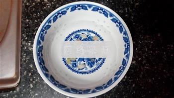 牛奶炖桃胶皂荚米怎么做，牛奶炖桃胶皂荚米怎么做好吃，牛奶炖桃胶皂荚米做法