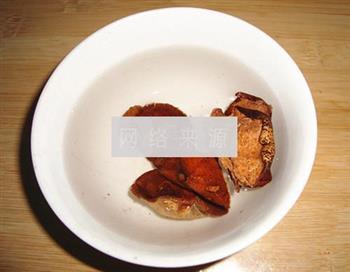 黑豆鸡爪芋汤怎么做，黑豆鸡爪芋汤怎么做好吃，黑豆鸡爪芋汤做法