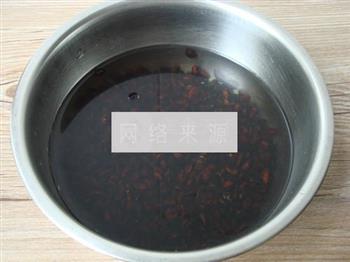 黑豆鸡爪芋汤怎么做，黑豆鸡爪芋汤怎么做好吃，黑豆鸡爪芋汤做法