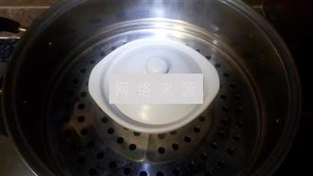 牛奶炖桃胶皂荚米怎么做，牛奶炖桃胶皂荚米怎么做好吃，牛奶炖桃胶皂荚米做法