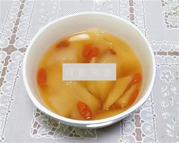 冰糖枸杞炖雪梨怎么做，冰糖枸杞炖雪梨怎么做好吃，冰糖枸杞炖雪梨做法