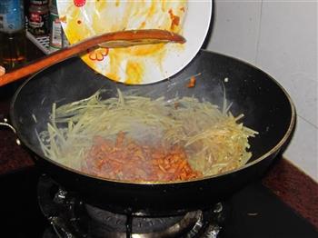 土豆丝卷饼怎么做，土豆丝卷饼怎么做好吃，土豆丝卷饼做法