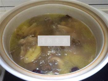 红菌鸡汤怎么做，红菌鸡汤怎么做好吃，红菌鸡汤做法