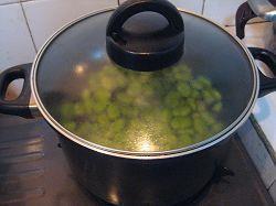 草药蚕豆怎么做，草药蚕豆怎么做好吃，草药蚕豆做法