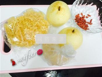 冰糖雪梨怎么做，冰糖雪梨怎么做好吃，冰糖雪梨做法