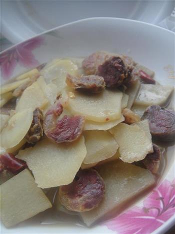 腊味土豆片怎么做，腊味土豆片怎么做好吃，腊味土豆片做法