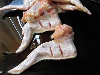 蒜香蜜汁烤鸡翅怎么做，蒜香蜜汁烤鸡翅怎么做好吃，蒜香蜜汁烤鸡翅做法