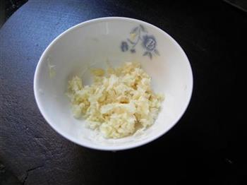 蒜香蜜汁烤鸡翅怎么做，蒜香蜜汁烤鸡翅怎么做好吃，蒜香蜜汁烤鸡翅做法