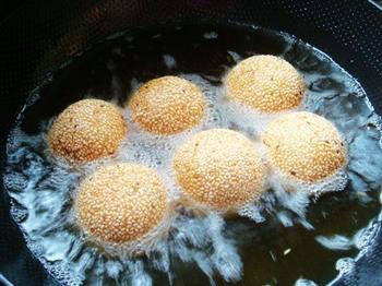 莲蓉麻团怎么做，莲蓉麻团怎么做好吃，莲蓉麻团做法
