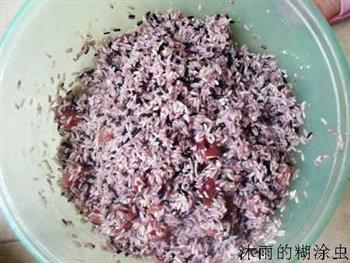 黑白糯米鲜肉粽怎么做，黑白糯米鲜肉粽怎么做好吃，黑白糯米鲜肉粽做法
