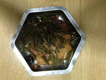 豇豆烧豆腐怎么做，豇豆烧豆腐怎么做好吃，豇豆烧豆腐做法