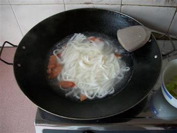 鸡蛋汤河粉怎么做，鸡蛋汤河粉怎么做好吃，鸡蛋汤河粉做法