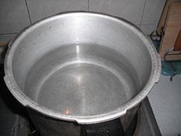 八宝咸蛋黄肉粽子怎么做，八宝咸蛋黄肉粽子怎么做好吃，八宝咸蛋黄肉粽子做法